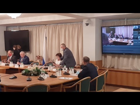 Молодежная Политика В ГД.КРУГЛЫЕ СТОЛЫ КАК ПРОХОДЯТ