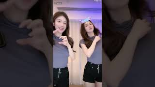 双胞胎芊语芊寻20230414112541