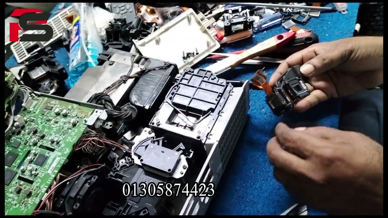 Htachi cp- wx3041wn lcd prism panel change # projector service # LCD prism repair # CCD Service #