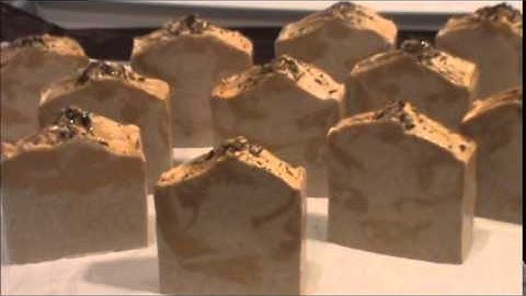 ~ DivineLites HandMade ~ Cutting Chi Tea & Ginger Cold Process Soap