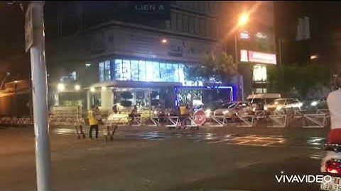 (31/12/2021)Đầu máy sài gòn 955 kéo tàu SSe7 về ga sài gòn cuối năm 2021 qua chắn số 7 #152