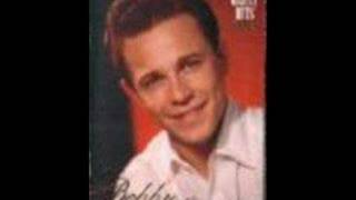 Bobby Curtola - Walking With My Angel w/ LYRICS chords