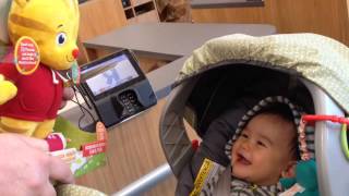 William meets Daniel Tiger! screenshot 5