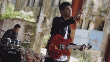 The Sulis Club - Change (Official Music Video)