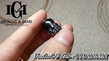 Tỳ hưu thạch anh tóc đen cực nhiều tóc trong vắt bọc viền vàng trắng 14K (0,49 chỉ)