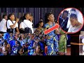SHUDIA UJUMBE WA WAIMBAJI WALIVYO WAIMBIA WANANDOA AWA NAWEWE UTAKUJENGA SHUDIA UJUMBE WA WAIMBAJI WALIVYO WAIMBIA WANANDOA AWA NAWEWE UTAKUJENGA
