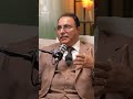 قائد يربي قادة ومدير عنده موظفين والفرق واضح بينهما ريادة الأعمال الأثر القيادة النجاح