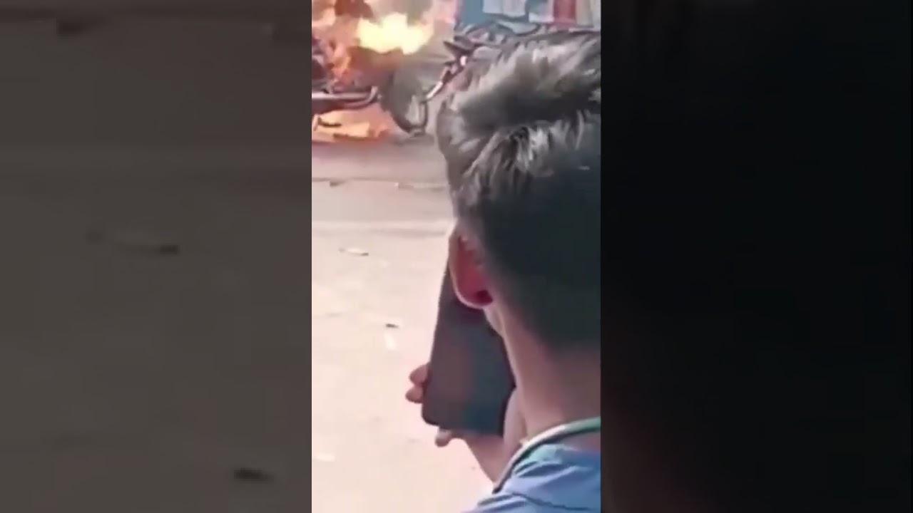 Brand new Bullet Bike caught Fire 🔥 | Why? Royal Enfield | Car Quest Shorts