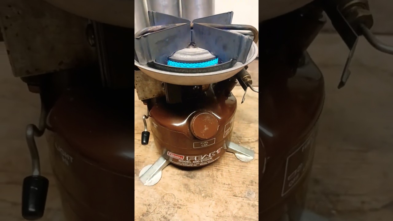 1981 Coleman Peak 1 Model 400 Stove Lighting - YouTube
