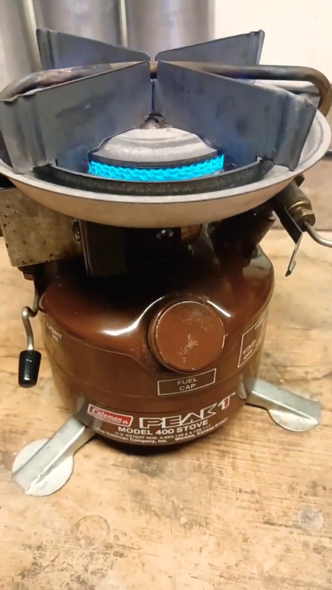 1981 Coleman Peak 1 Model 400 Stove Lighting - YouTube