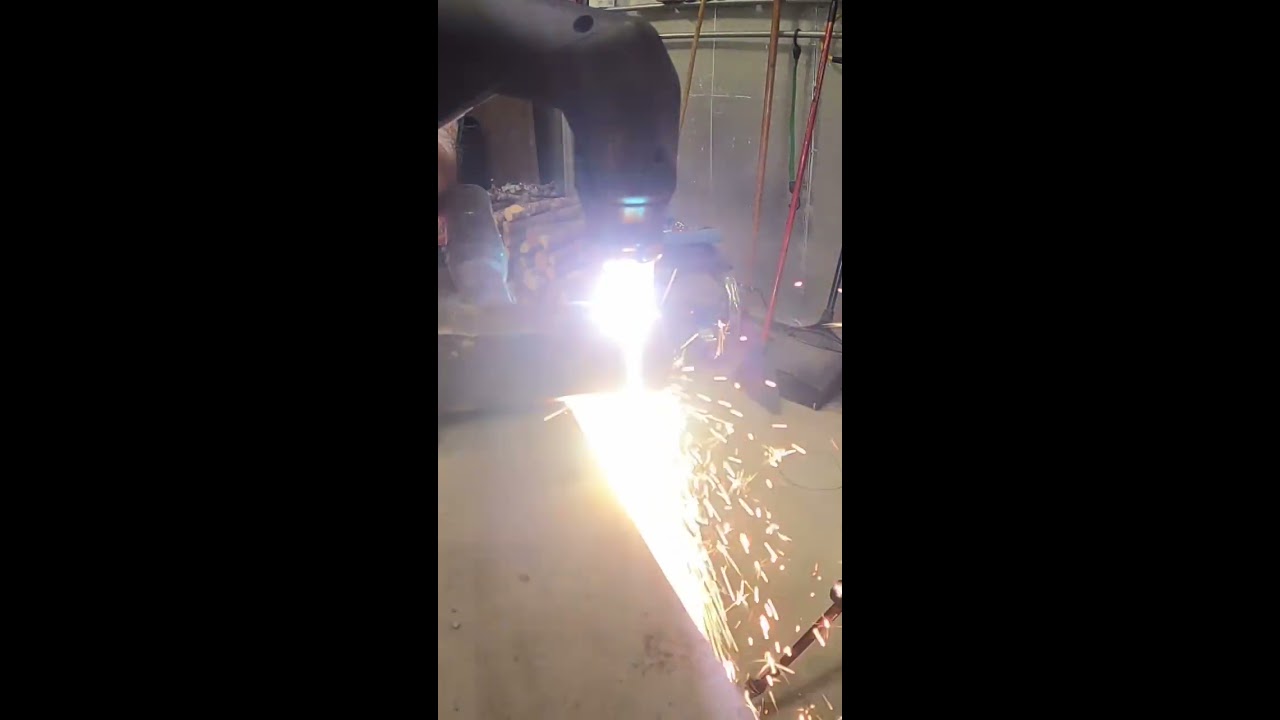 Harbor Freight Titanium 65 Amp Plasma Cutter Test This Old Hammer Measured 1 125