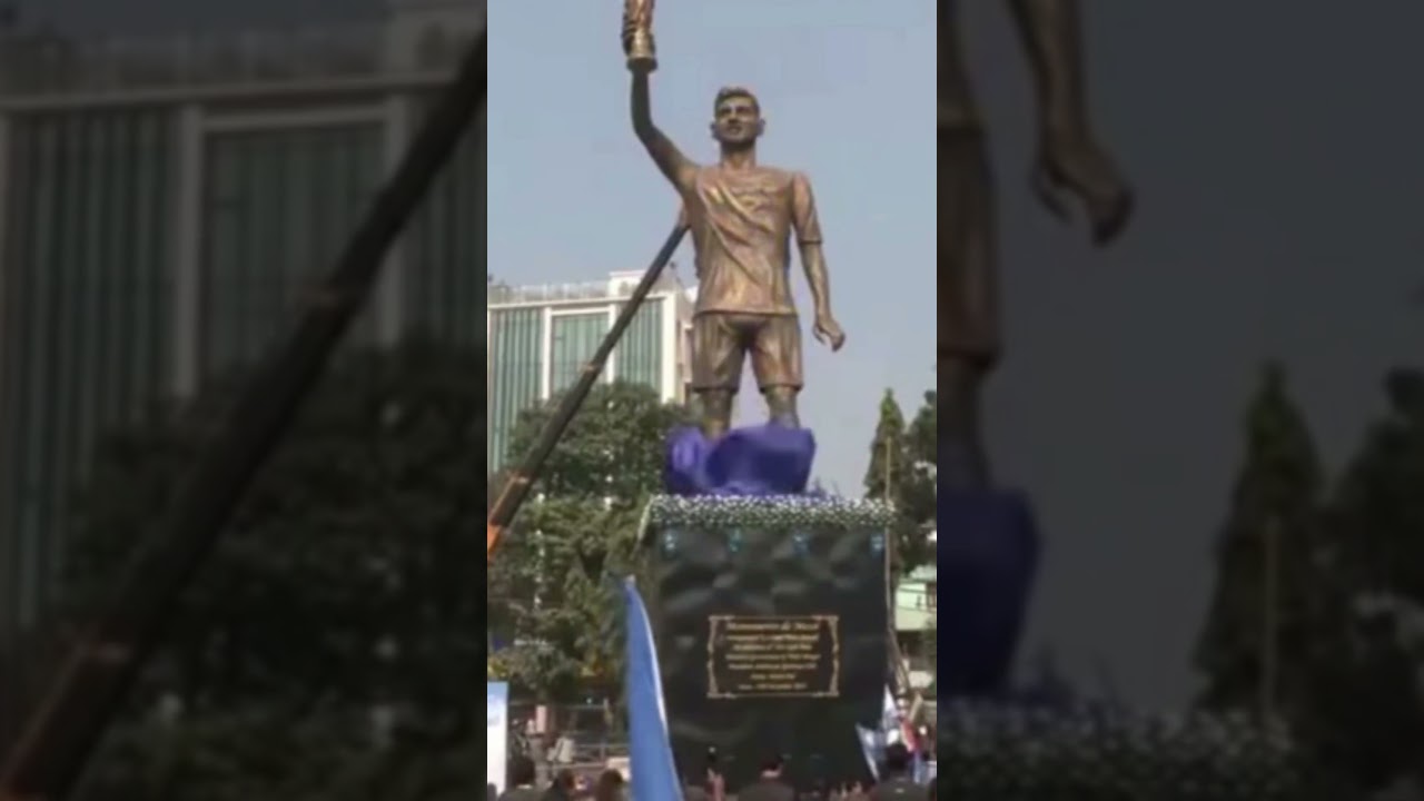 omg “Kolkata creates history 🇮🇳 | Messi unveils 70-ft statue 🐐🔥”