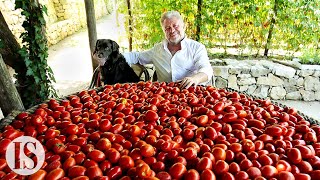 Spaghetti al pomodoro fresco: originale vs. gourmet con Peppe Guida e Nonna Rosa