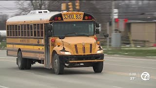 Proposed MI law would allow schools to collect bus-related traffic fines