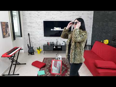 YouTubeでAmanda - Déjà Vu (Visual)を視聴 YouTubeでAmanda - Déjà Vu (Visual)を視聴