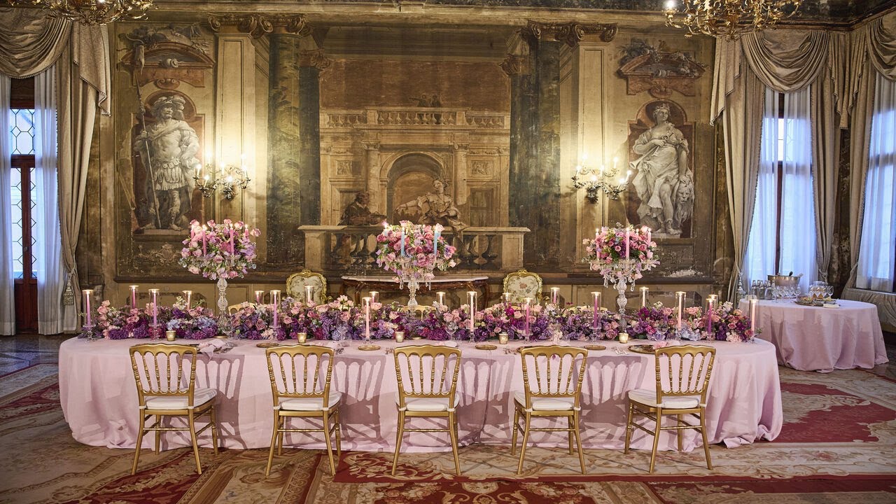 The Magic of a Luxury Wedding in an Ancient Ballroom in Venice | Lulu and Xiao's Marvellous Wedding