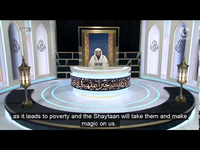 حكم دفن أو حرق الأظافر والشعر أو رميها مع الصرف الصحي بعد قصها؟ | الشيخ د. عزيز فرحان