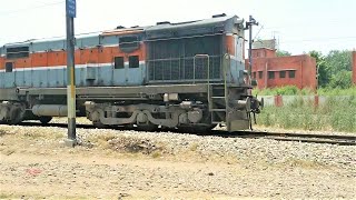 (12037) Shatabdi Express (New Delhi - Ludhiana) With (LDH) WDM3A Locomotive.!
