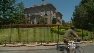 $700K Fence Goes Up Outside UC Berkeley Chancellor's Residence