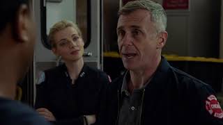 Chicago Fire 7x22 - Casey tries to ask Brett out