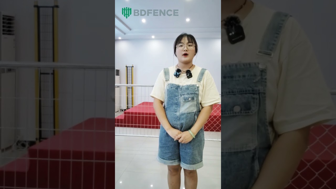 "Temporary Fencing for Construction Sites and Events: Quick and Easy Installation"