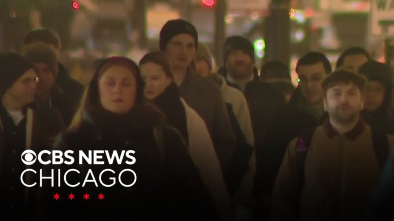 Chicago preparing for coldest day of the season so far - YouTube