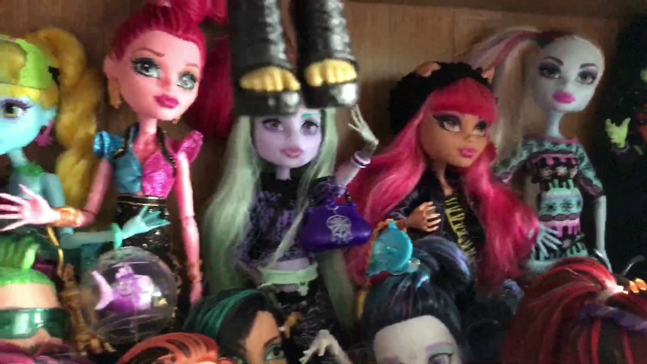 My Monster High Doll Collection - After Just 6 Months Of Collecting ...