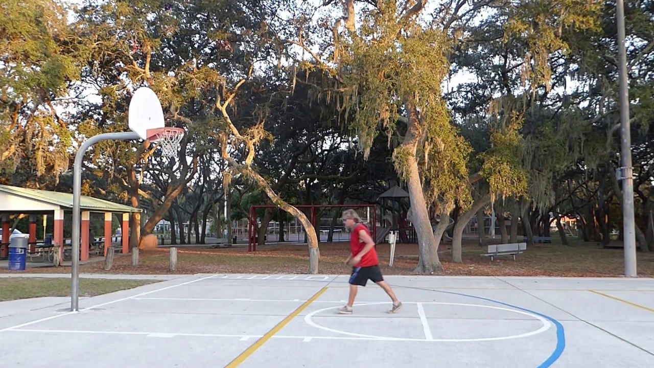 JACK DEGRAW  MAKES 10-  3 POINTERS IN A ROW--  BALL DON"T LIE