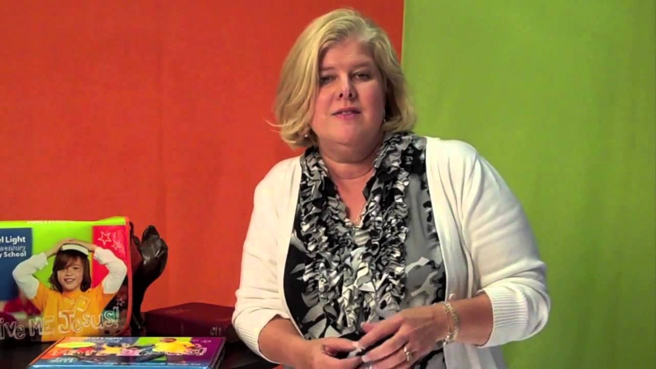 Gospel Light Curriculum - Teaching with a Large Group or Small Group Format