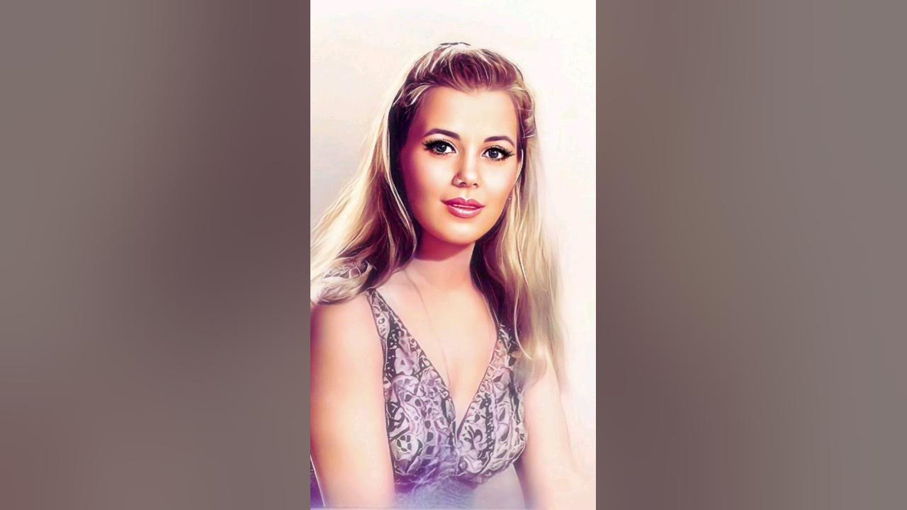 оливия холт hot. певица натали рудина. анна осипова певица юта. юлия савичева. валерия певица альбомы.