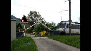 Railroad crossing Ecce Homo (CH) - Bahnübergang Steinerbergstrasse