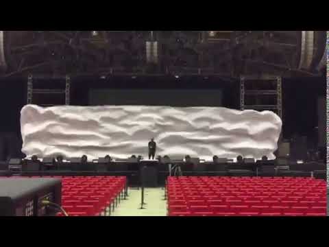 CURTAIN DROP EFFECT