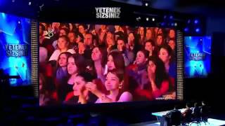 Peruma 'Şarkı Performansı' Yetenek Sizsiniz Türkiye 23 Kasım 2014