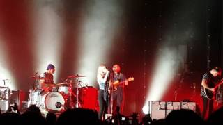 Paramore - I Caught Myself (27 juin 2017 - Paris (Le Grand Rex))