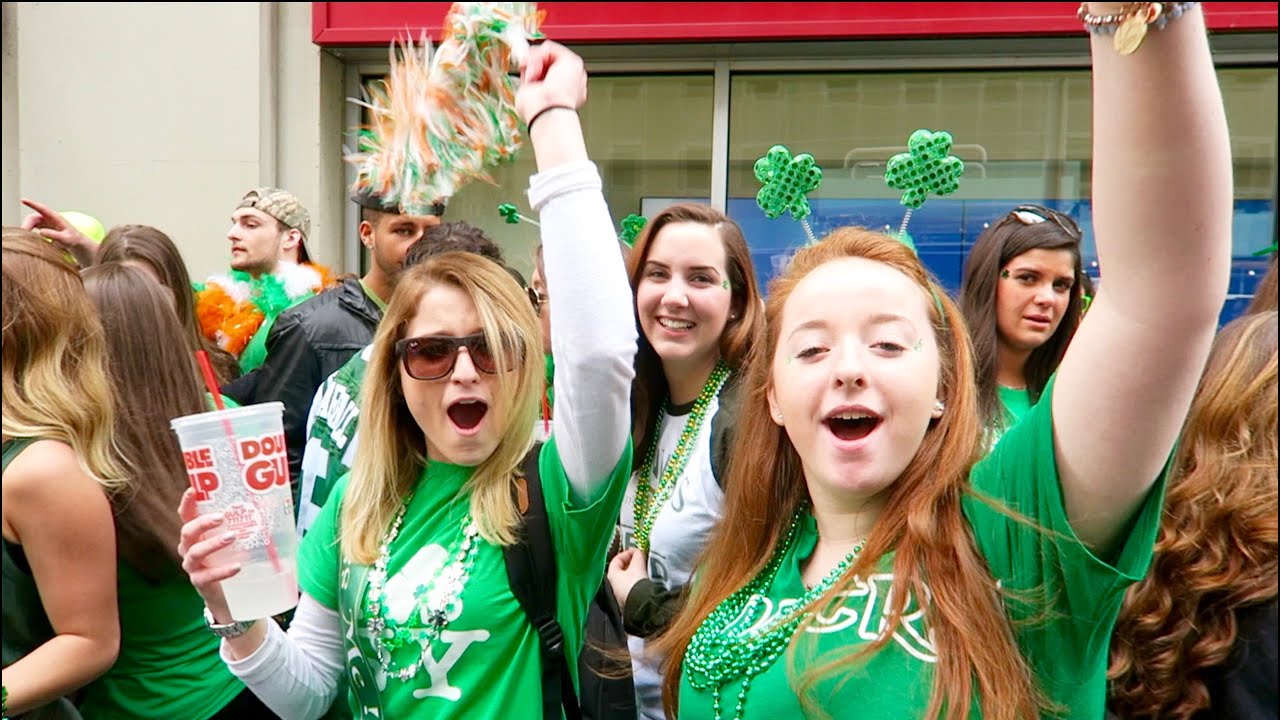 ST PATRICK'S DAY PARADE NEW YORK CITY | WHATS ON MY HEAD CHALLENGE