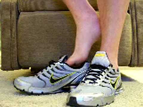 nike sockless sneakers