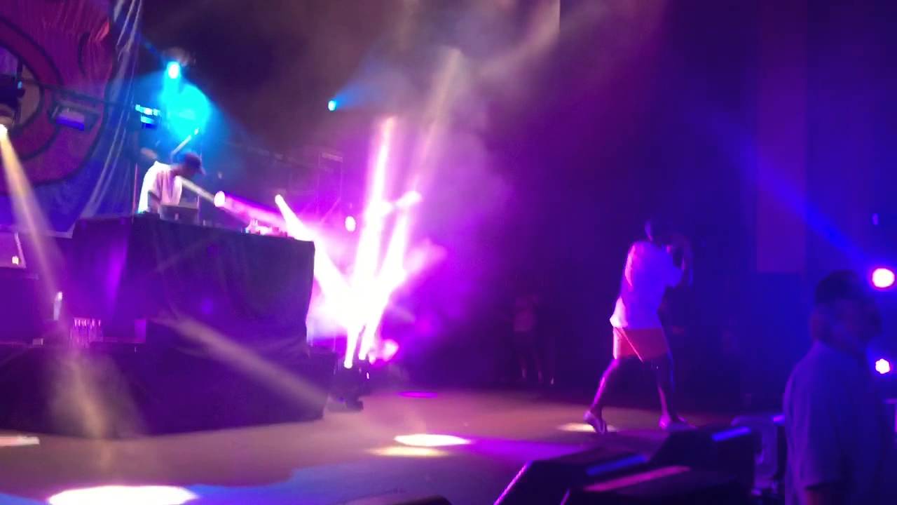 Tyler The Creator - Fucking Young (Live at the Fillmore Jackie Gleason Theater on 4/26/2015)