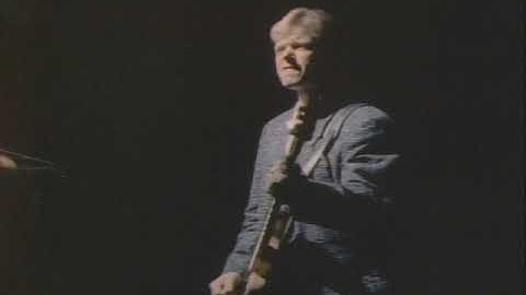 Chicago - Hard Habit To Break (Official Music Video)