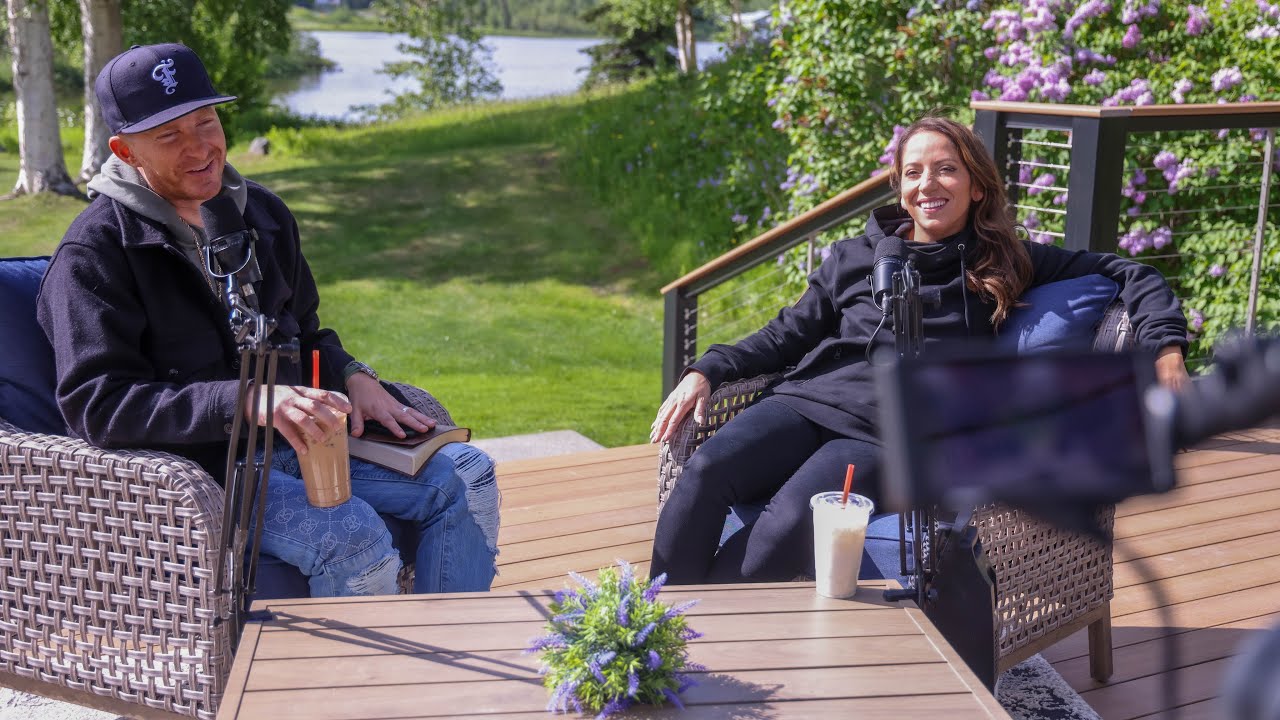 Adalis and me are answering your questions LIVE from Alaska! Part 2