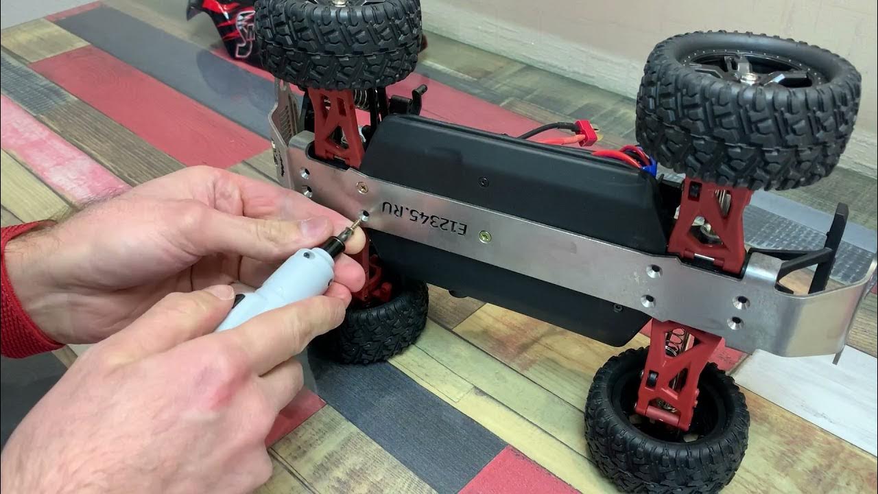Как снять аккумулятор на remo hobby