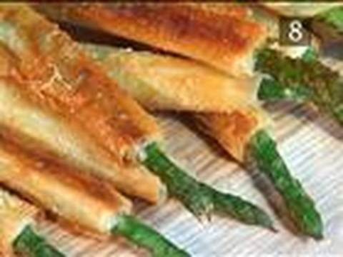 How To Make Canapé Of Filo Wrapped Asparagus