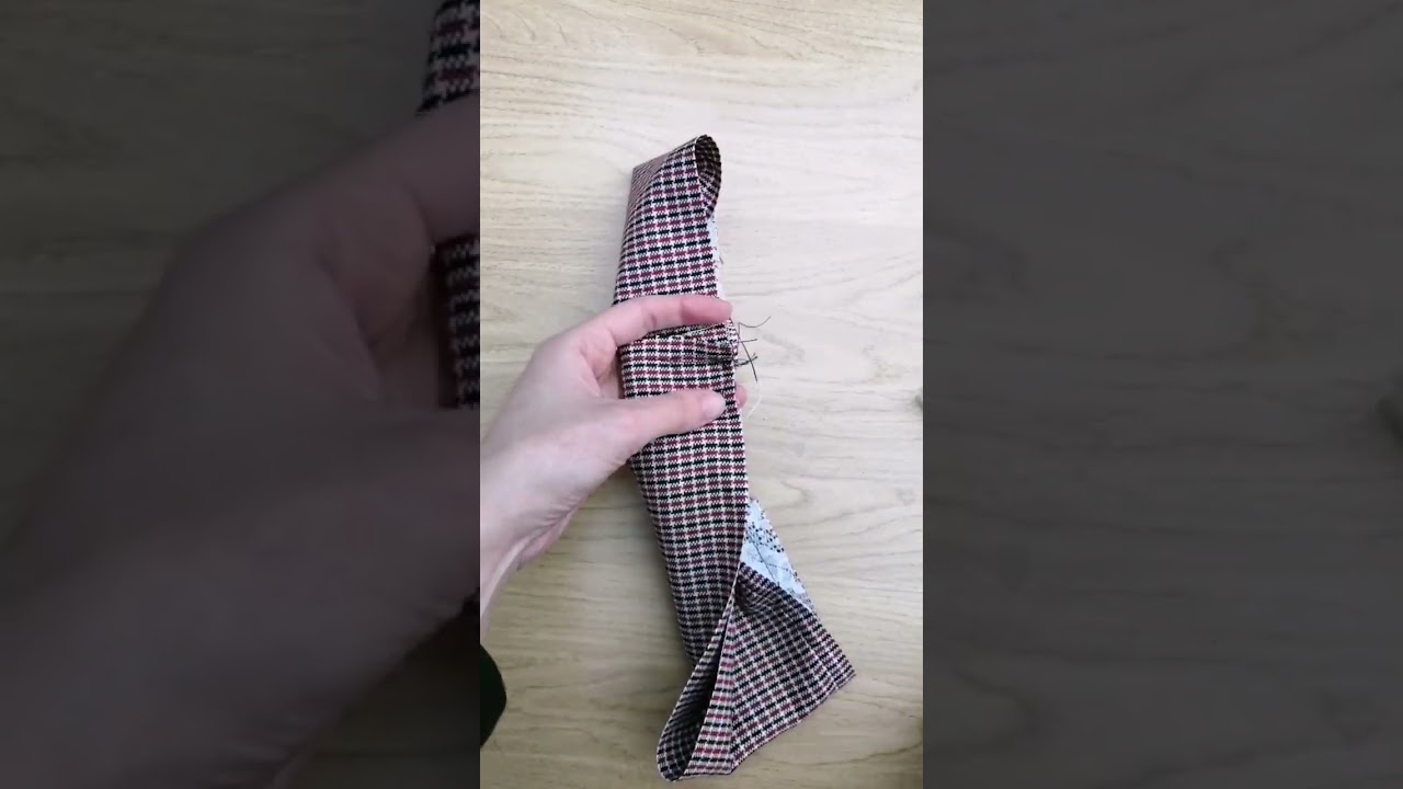 Day 5: Viral lace Scrunchie Tutorial 