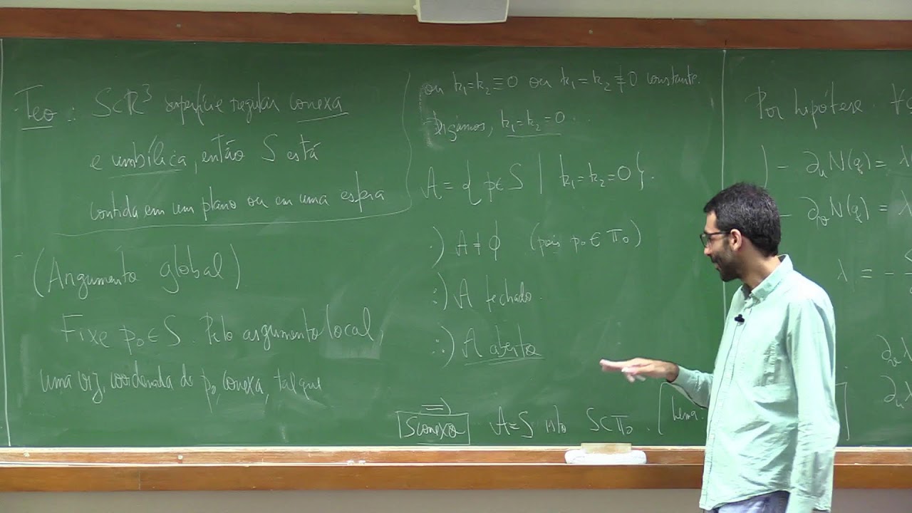 (18/01/2023) - Mestrado: Geometria Diferencial de Curvas e Superfícies - Lucas Ambrozio - Aula 07