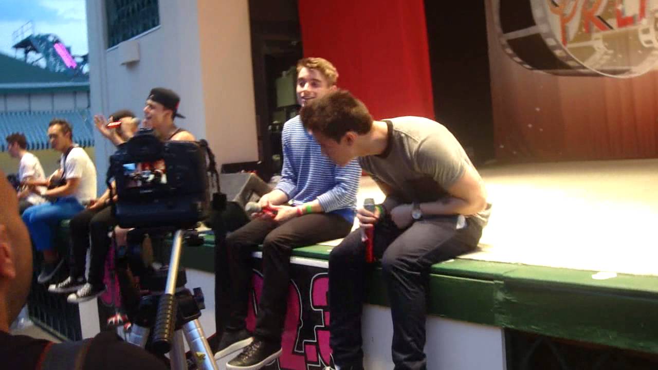 Treasure/Let Me Love You/Party in the USA - Midnight Red (Rye, NY)