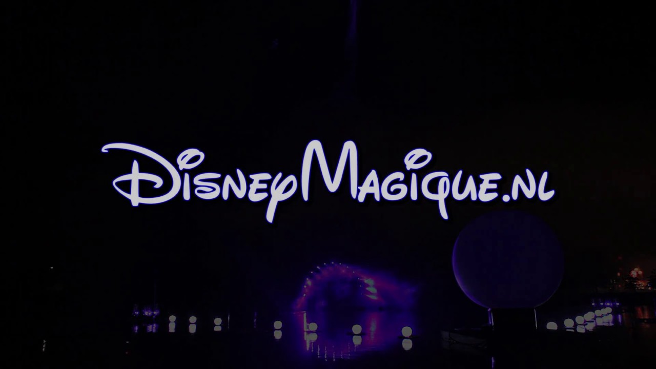 Disney's Magical Fireworks & Bonfire 2016 (Disneyland Paris) Wide Shot