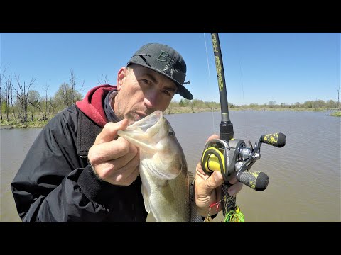 Lew's Mach Pro baitcasting fishing rod reel combo on the water review for  beginners 