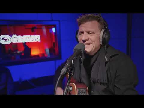 Gery Seidl and Christian Kolonovits "Klingelingelingelingeling" (live @Ö3 studio session)