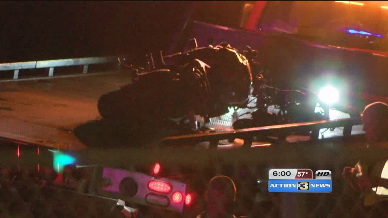 Teen dies in crash while fleeing police on motorcycle - YouTube