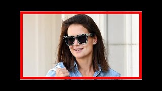 Travelling Abc Katie Holmess Double Denim Outfit Is Splattered With Paint