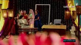 ROOP DURGAPAL - Sanchi's act of imitating anandi in Balika vadhu